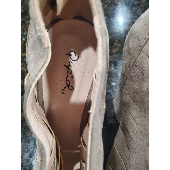 Qupid Women's Solid Tan Leather Upper Back Zip Caged Ankle Boots Size 8 - Picture 3 of 10